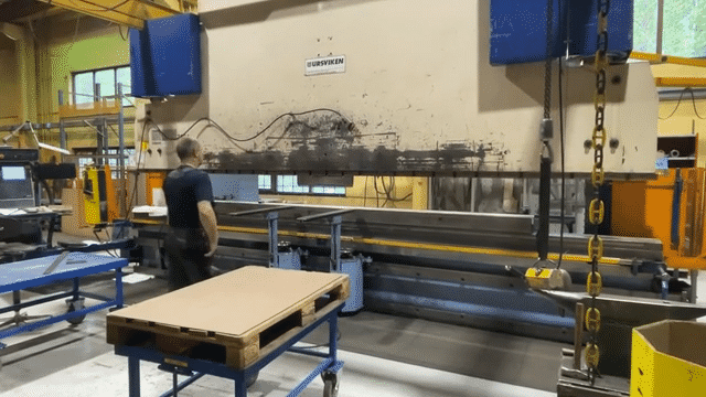 Ursviken EKP Optima 640 6,1-5,1 CNC-low.gif