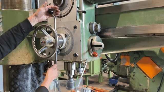 Caser F50-1600-low.gif